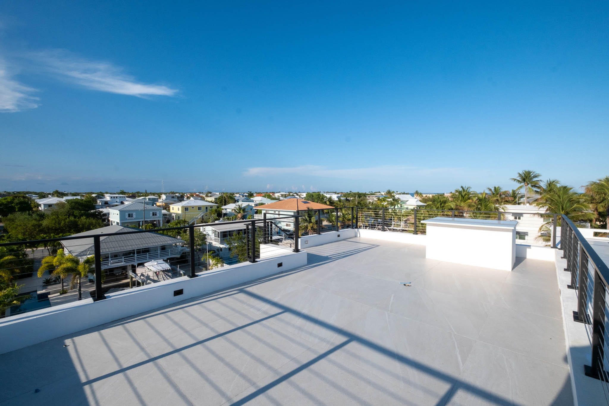 301 Buttonwood Circle, Unit B Key Largo, FL 33037 - Photo 25 of 52 Rooftop Deck