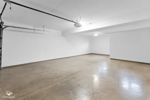 en empty room with windows