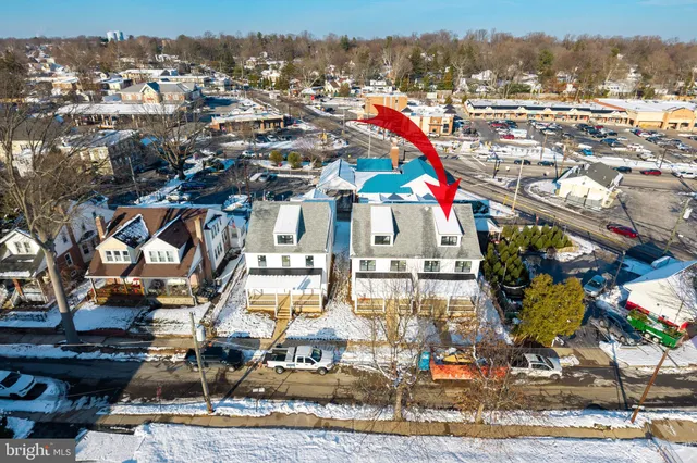 $1,100,000 | 453 East Franklin Street, Unit TWIN B, Media, PA 19063