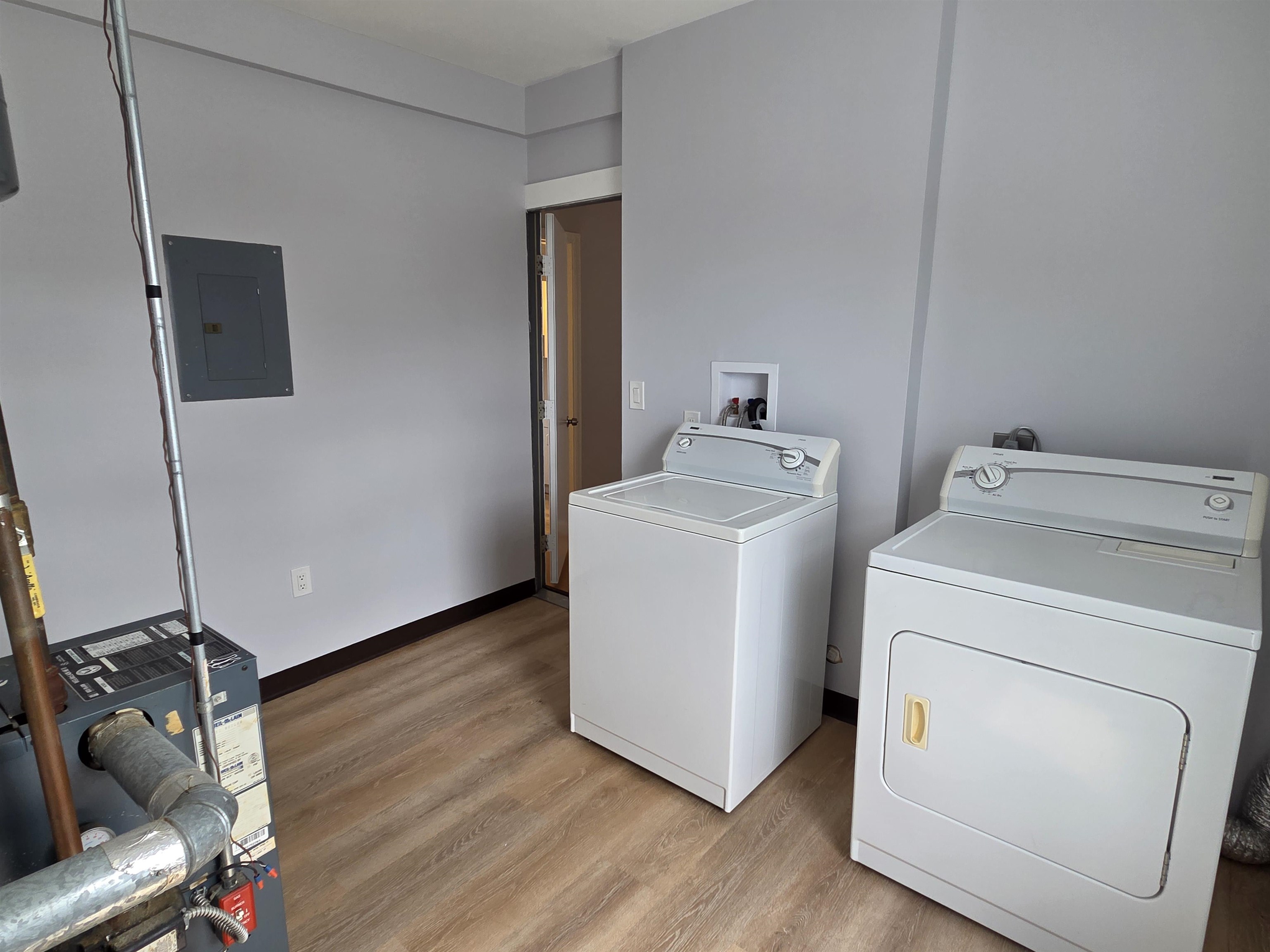 11 Congress Street Manchester, NH 03102 - Photo 13 of 23