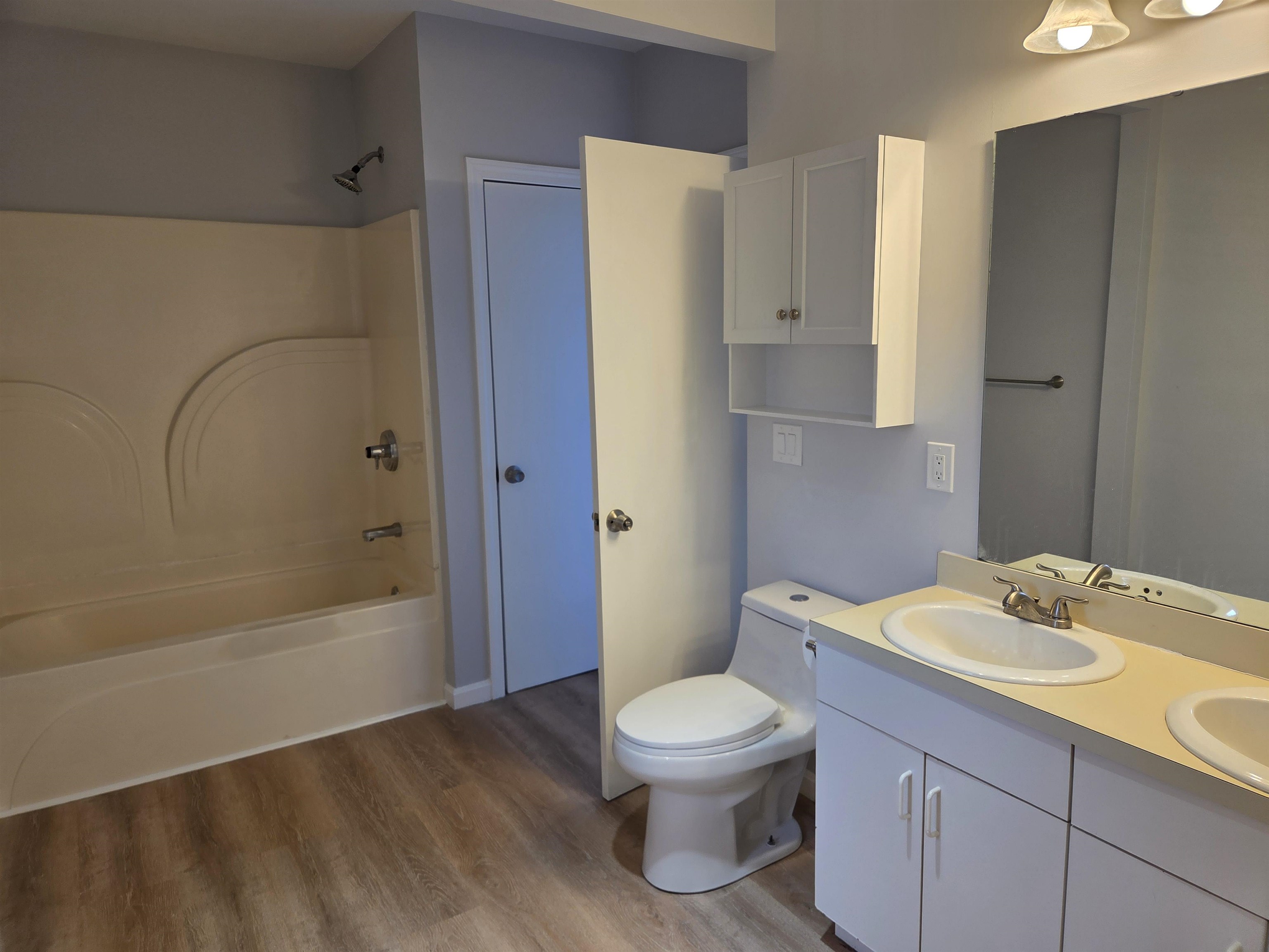 11 Congress Street Manchester, NH 03102 - Photo 19 of 23