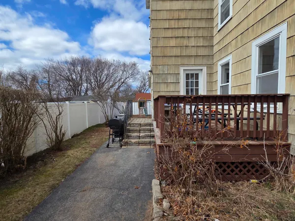 $740,000 | 11 Congress Street, Manchester, NH 03102