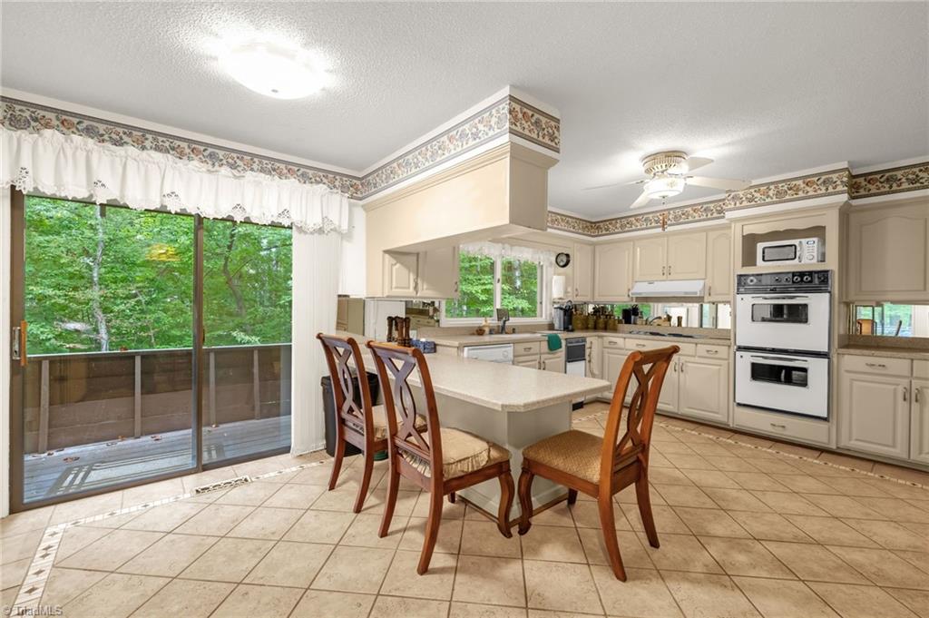 1358 Tellowee Road Eden, NC 27288 - Photo 15 of 45