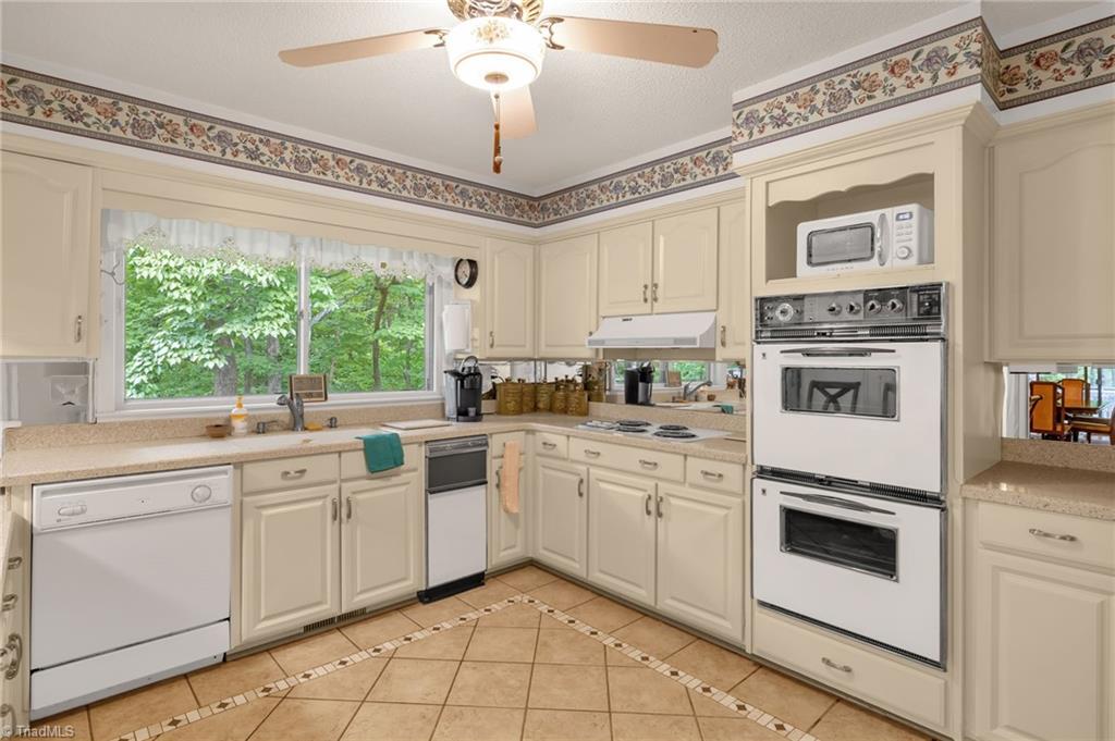 1358 Tellowee Road Eden, NC 27288 - Photo 17 of 45