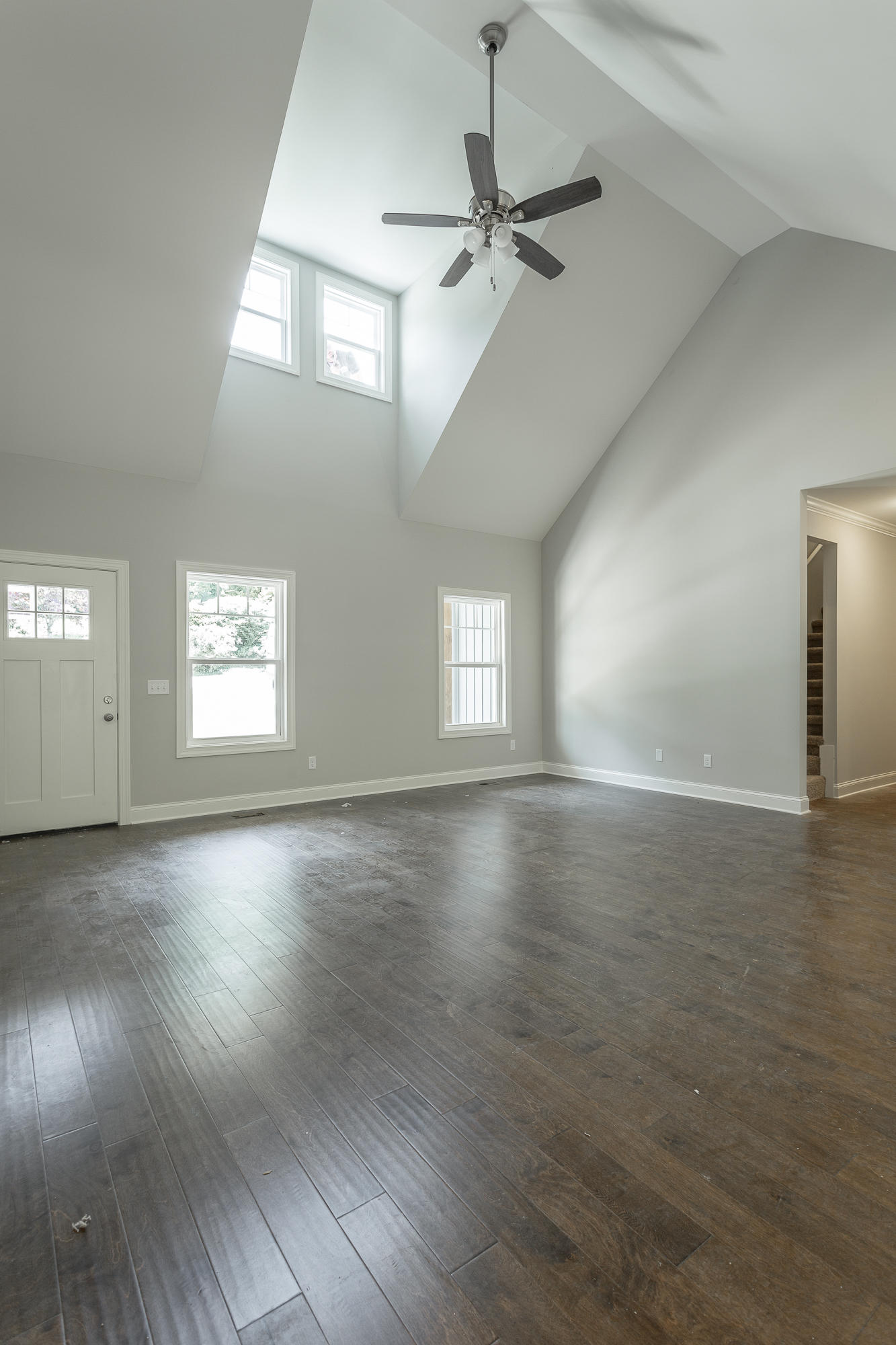 345 Maple Way Ringgold, GA 30736 - Photo 8 of 36 Living Room