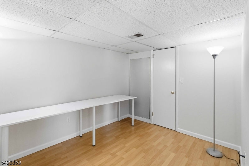 14 Beaver Ridge Road Morris Plains, NJ 07950 - Photo 32 of 39 a view of an empty room