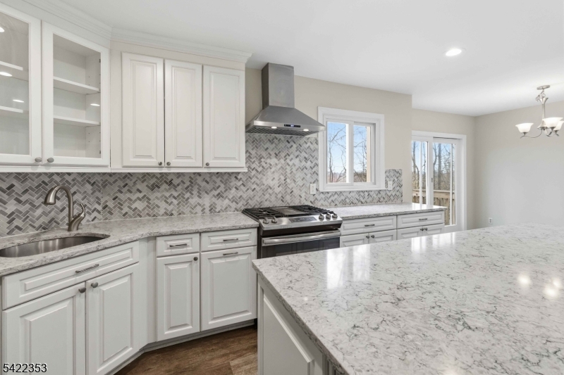14 Beaver Ridge Road Morris Plains, NJ 07950 - Photo 7 of 39