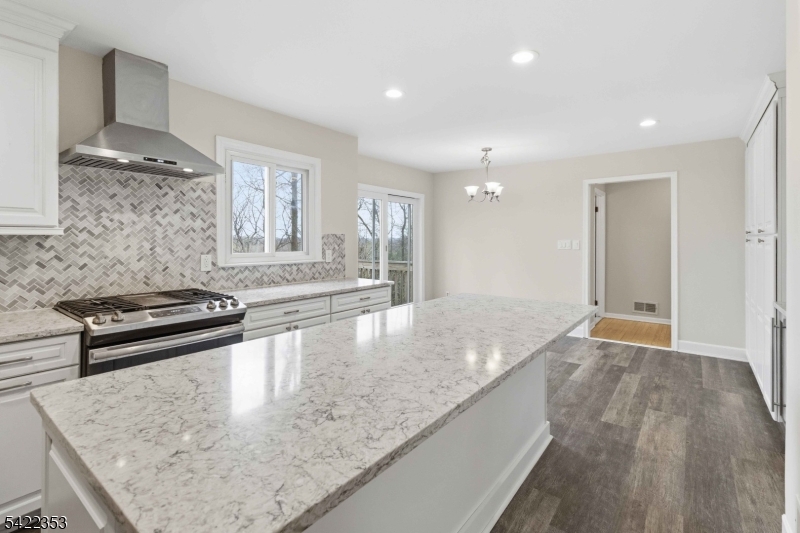 14 Beaver Ridge Road Morris Plains, NJ 07950 - Photo 8 of 39