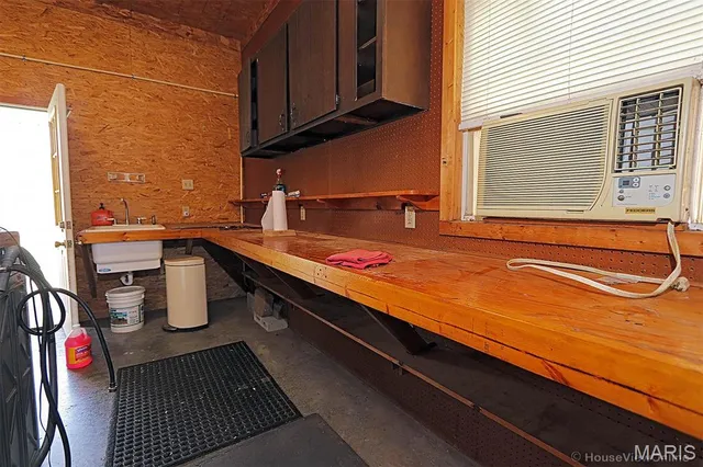 $364,900 | 200 Lisa Drive, Farmington, MO 63640