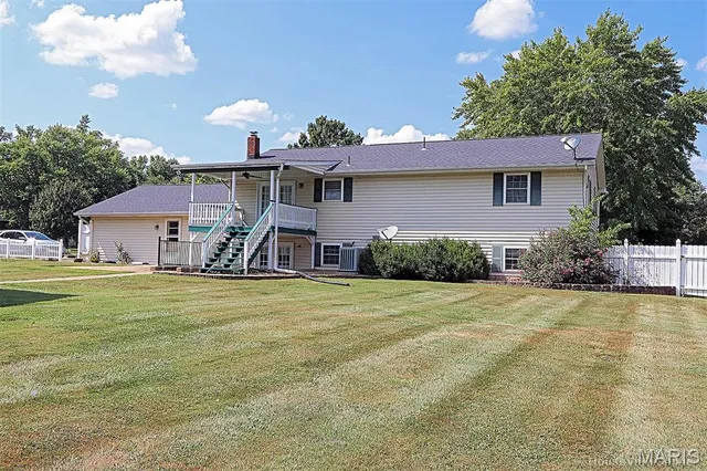 $364,900 | 200 Lisa Drive, Farmington, MO 63640