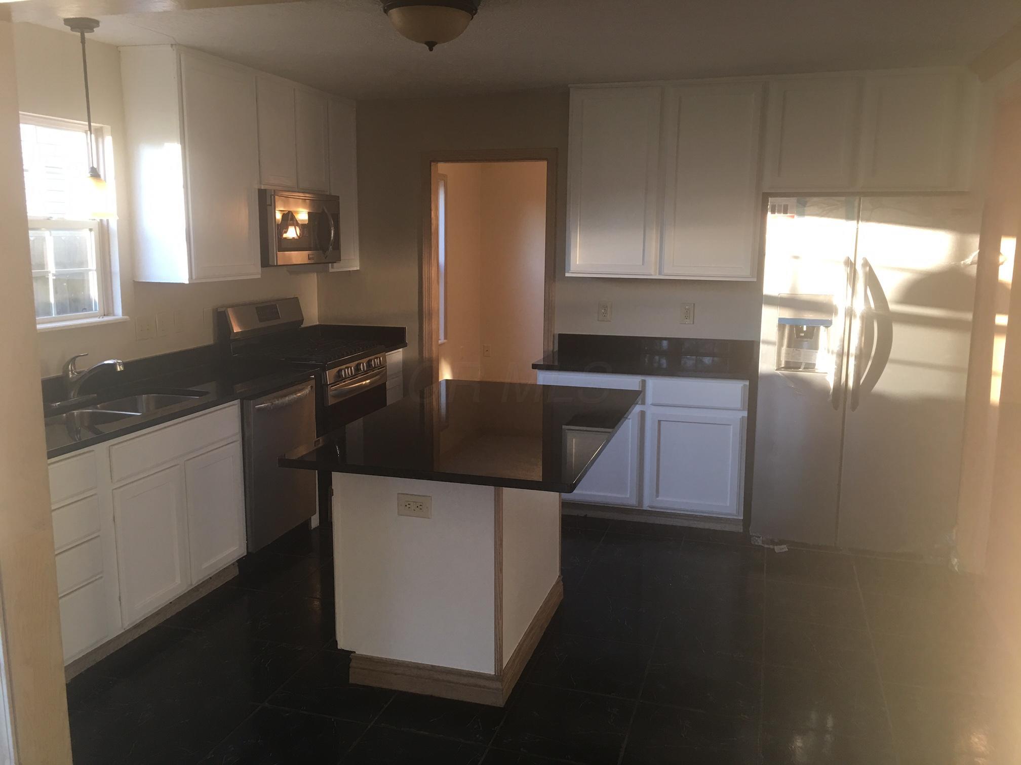 2525 Northwold Road Columbus, OH 43231 - Photo 5 of 13 Gallery Image 5
