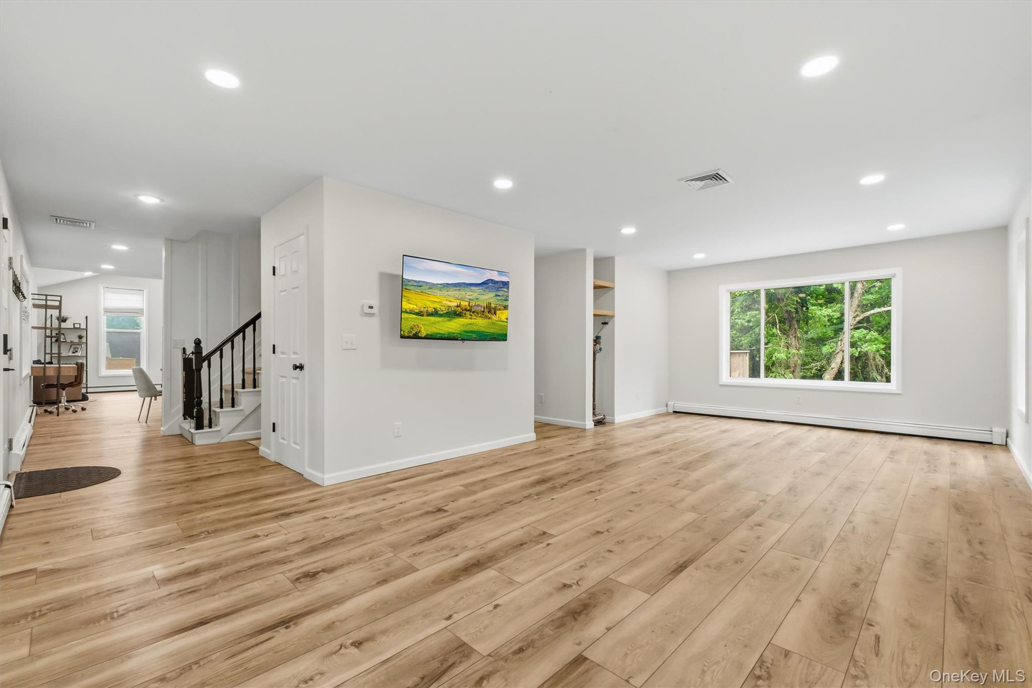 63 Hunt Road Wallkill, NY 12589 - Photo 17 of 43