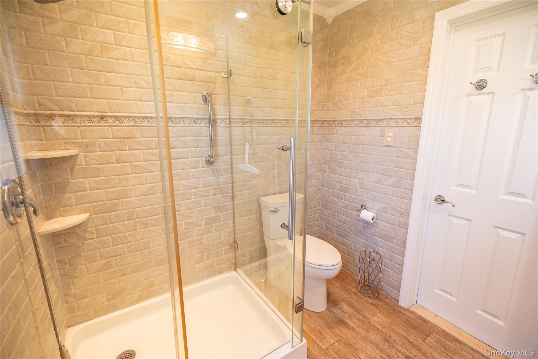 84 Rhoda Avenue North Babylon, NY 11703 - Photo 12 of 23