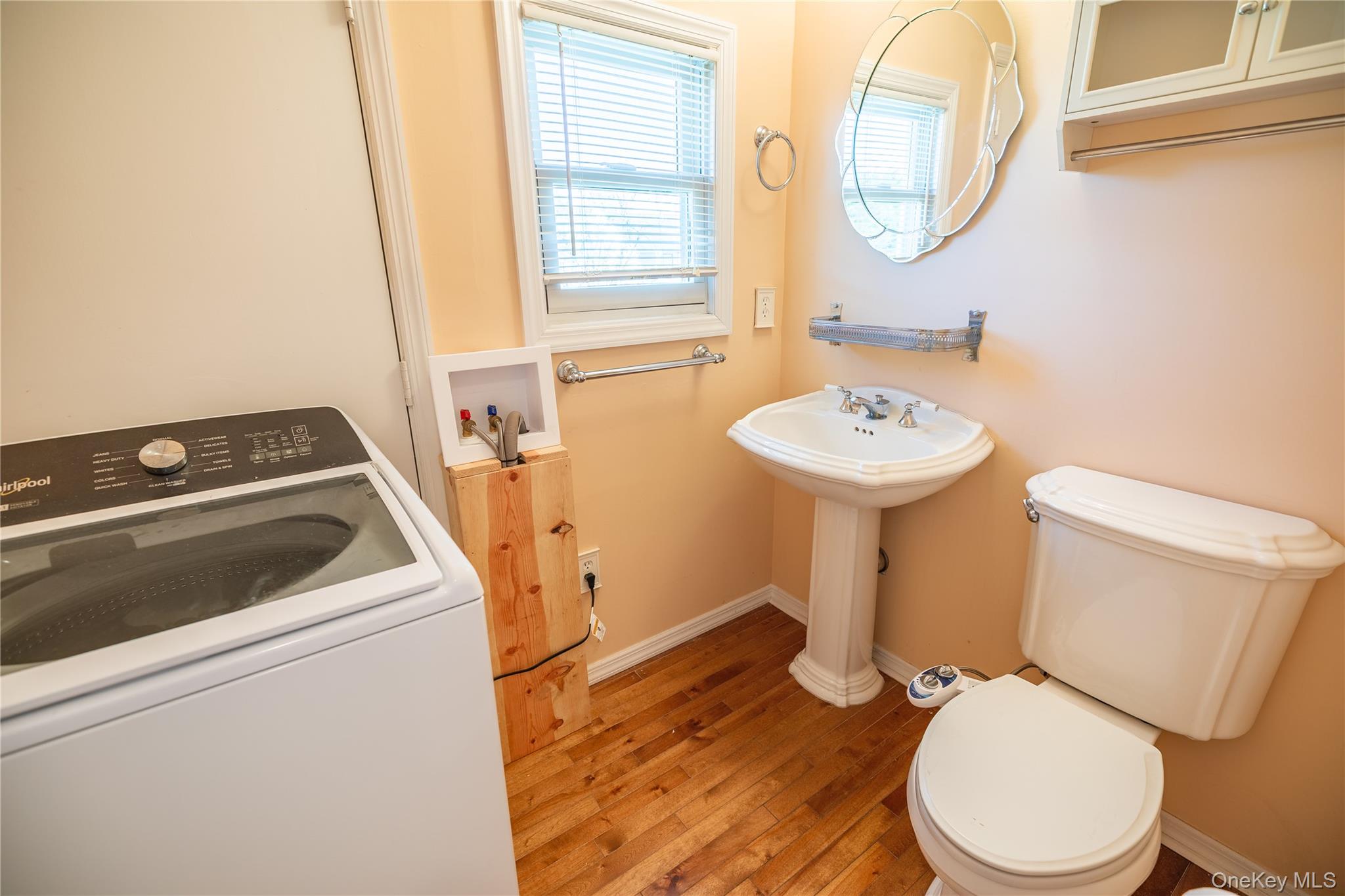 84 Rhoda Avenue North Babylon, NY 11703 - Photo 13 of 23