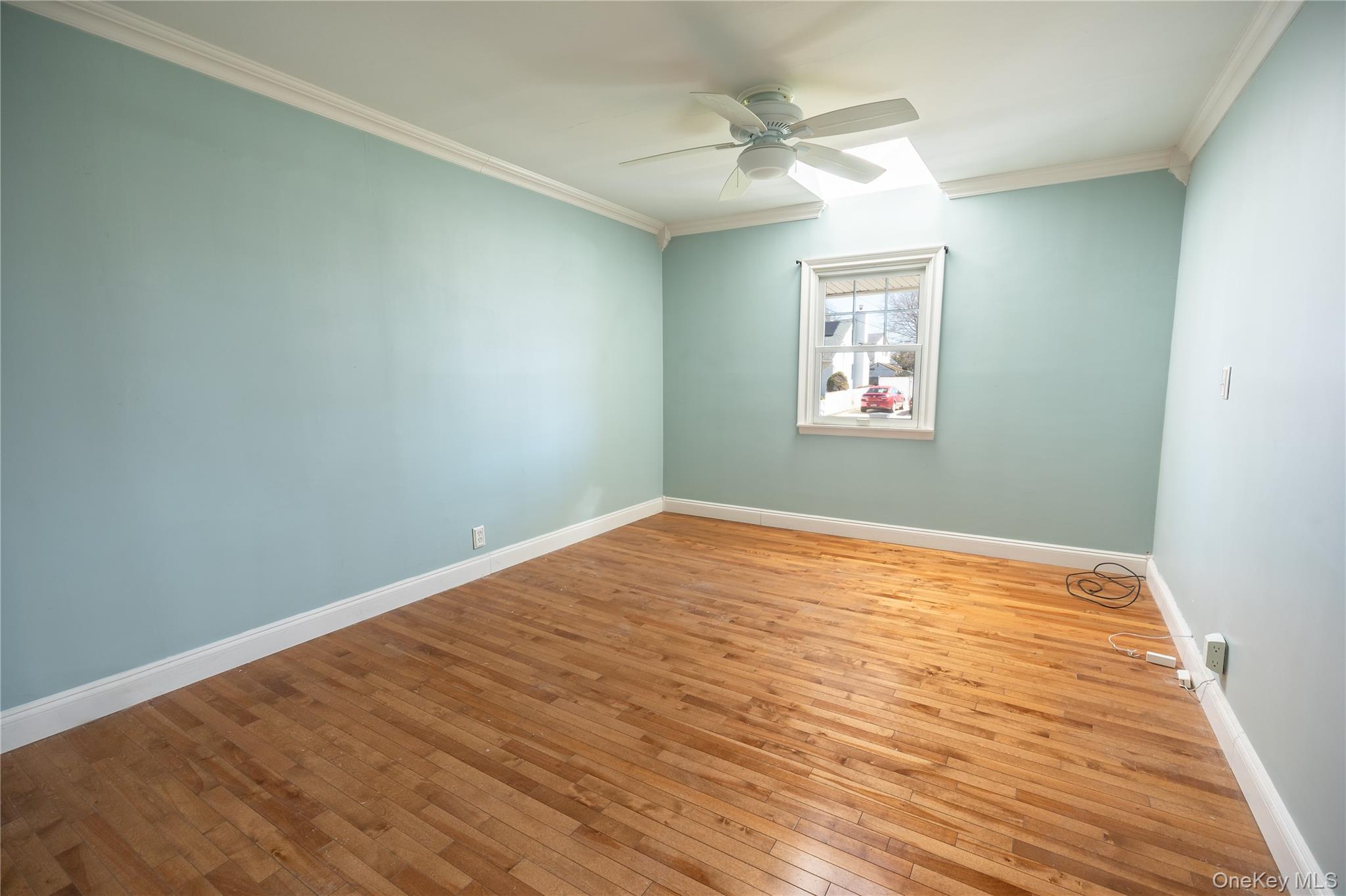 84 Rhoda Avenue North Babylon, NY 11703 - Photo 10 of 23