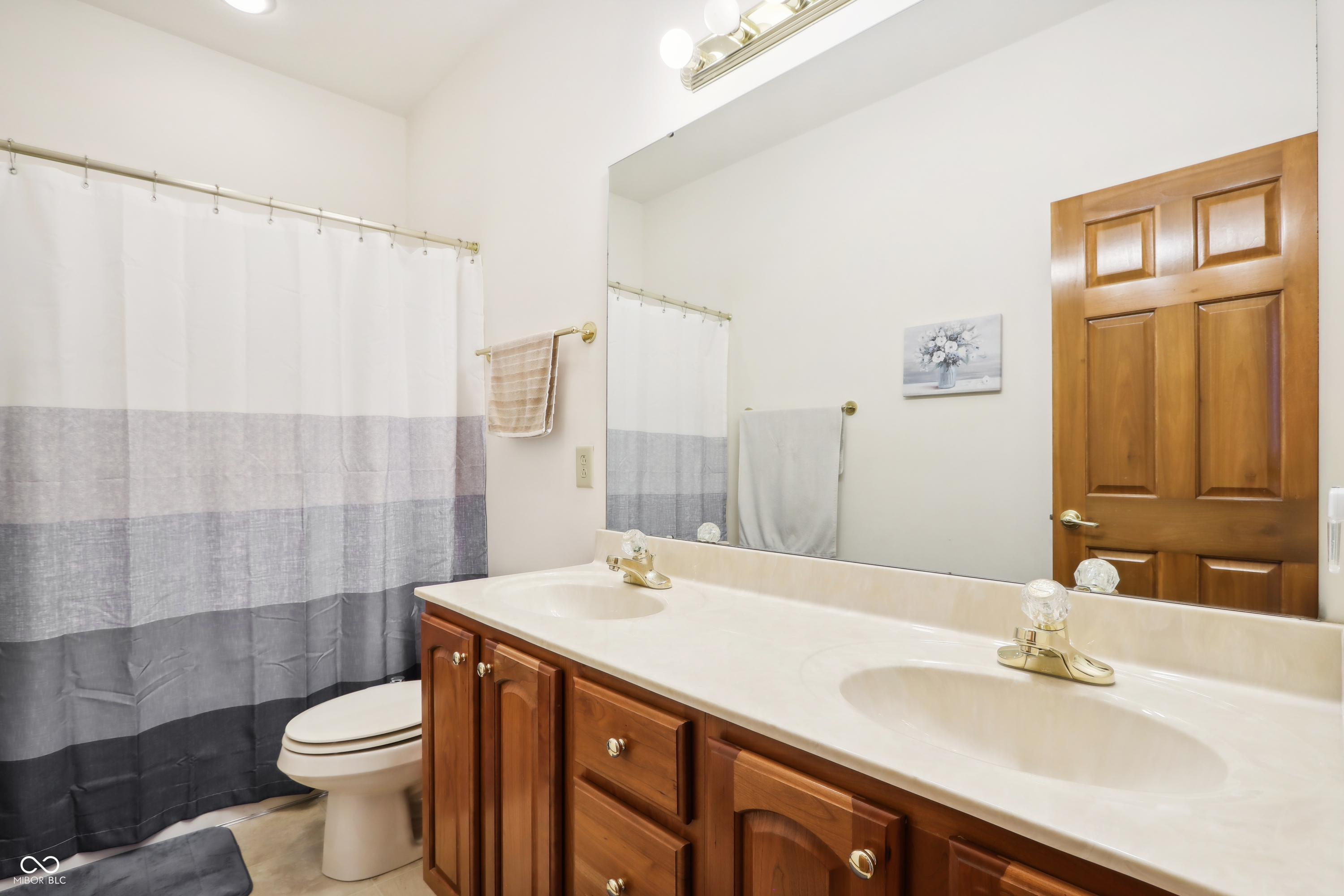 142 East Banta Road Indianapolis, IN 46227 - Photo 38 of 63