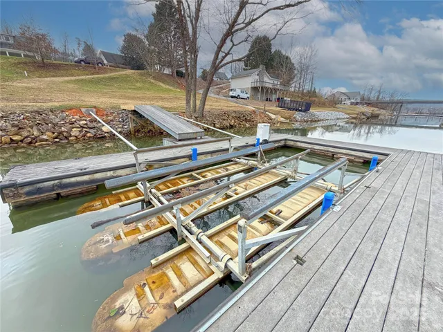 $165,000 | 207 Catawba Avenue, Hickory, NC 28601