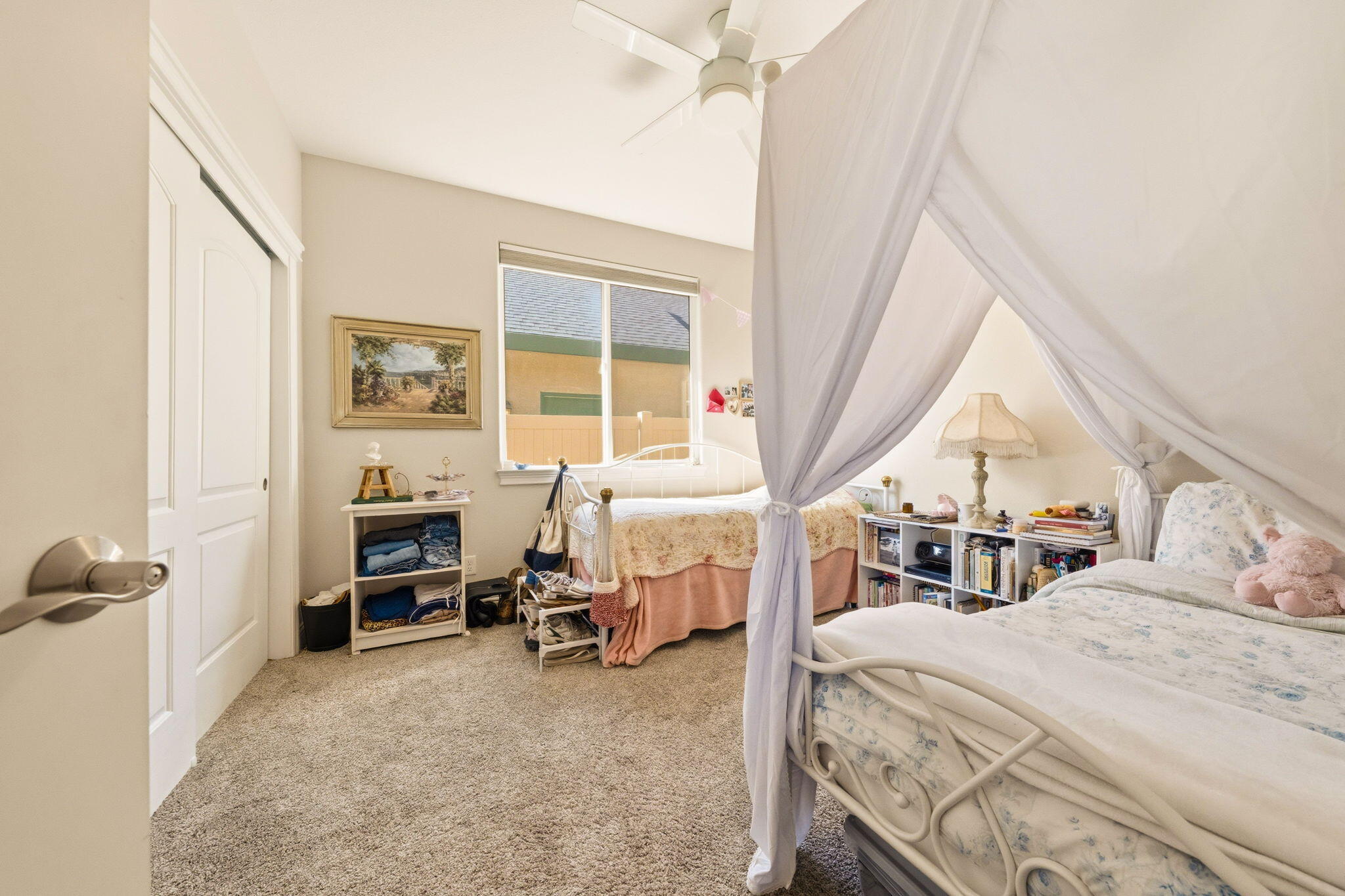 542 El Mango Drive Redding, CA 96003 - Photo 21 of 38 bedroom 3