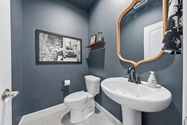 $574,000 | 542 El Mango Drive, Redding, CA 96003