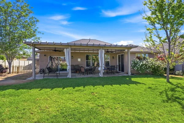 $574,000 | 542 El Mango Drive, Redding, CA 96003