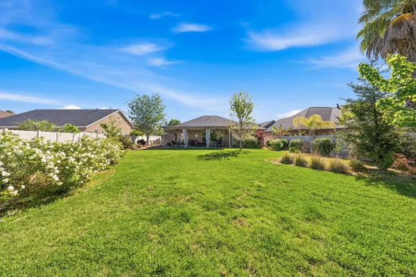 $574,000 | 542 El Mango Drive, Redding, CA 96003