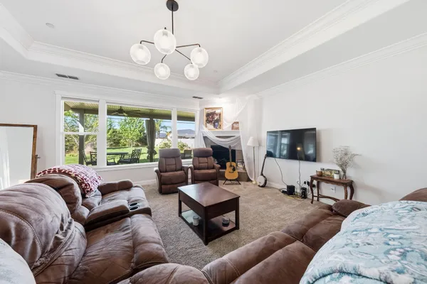 $574,000 | 542 El Mango Drive, Redding, CA 96003