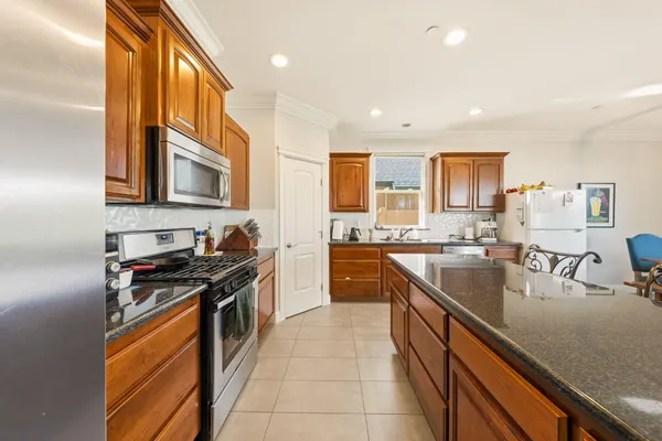 $574,000 | 542 El Mango Drive, Redding, CA 96003