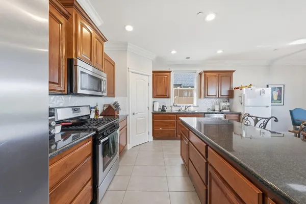 $574,000 | 542 El Mango Drive, Redding, CA 96003