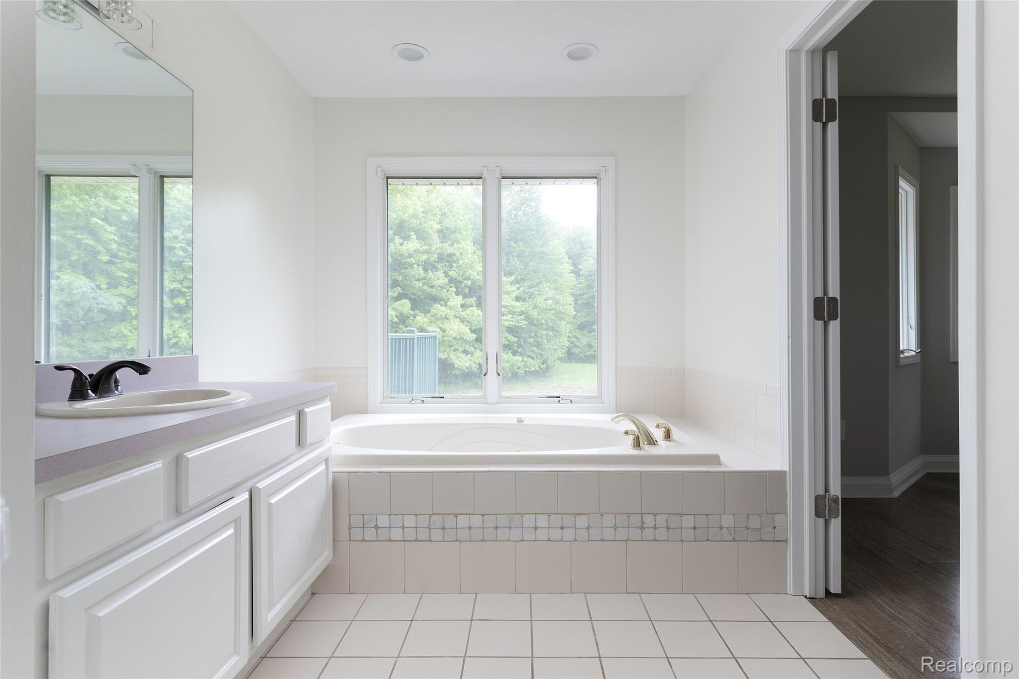 22135 Inkster Road Romulus, MI 48174 - Photo 20 of 40 20.jpg