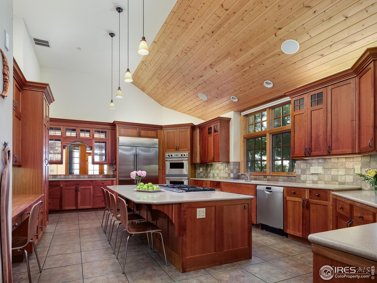 3015 3rd Street Boulder, CO 80304 - Photo 13 of 40 Huge Center Island with Seating