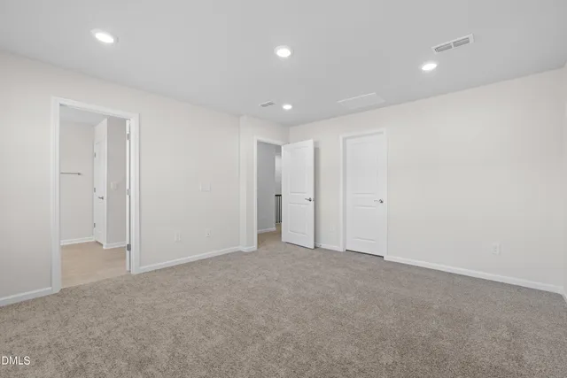 $2,375 | 2136 Grouse Ski Circle, Apex, NC 27523