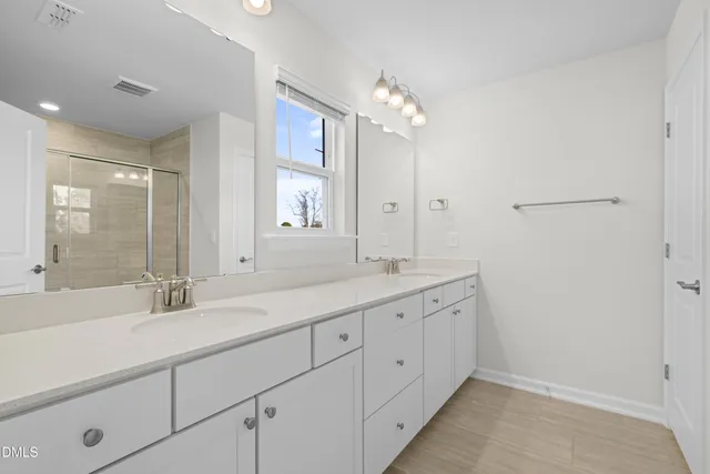 $2,375 | 2136 Grouse Ski Circle, Apex, NC 27523