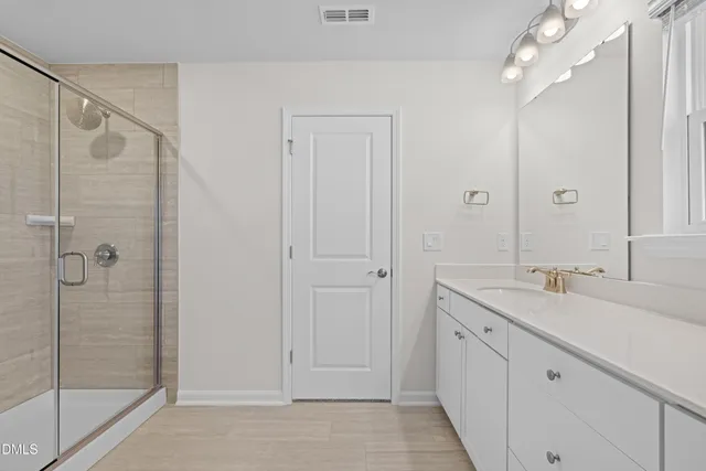 $2,375 | 2136 Grouse Ski Circle, Apex, NC 27523