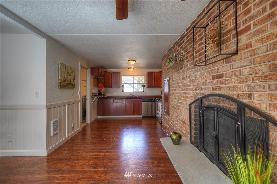 1426 Military Road South Spanaway, WA 98387 - Photo 8 of 25 Gallery Image 8