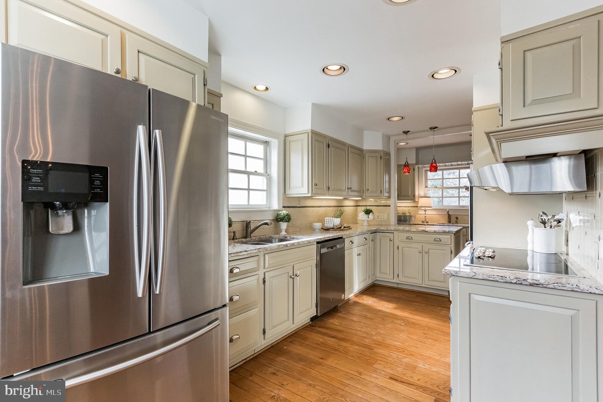 300 South Waterloo Road Devon, PA 19333 - Photo 18 of 43