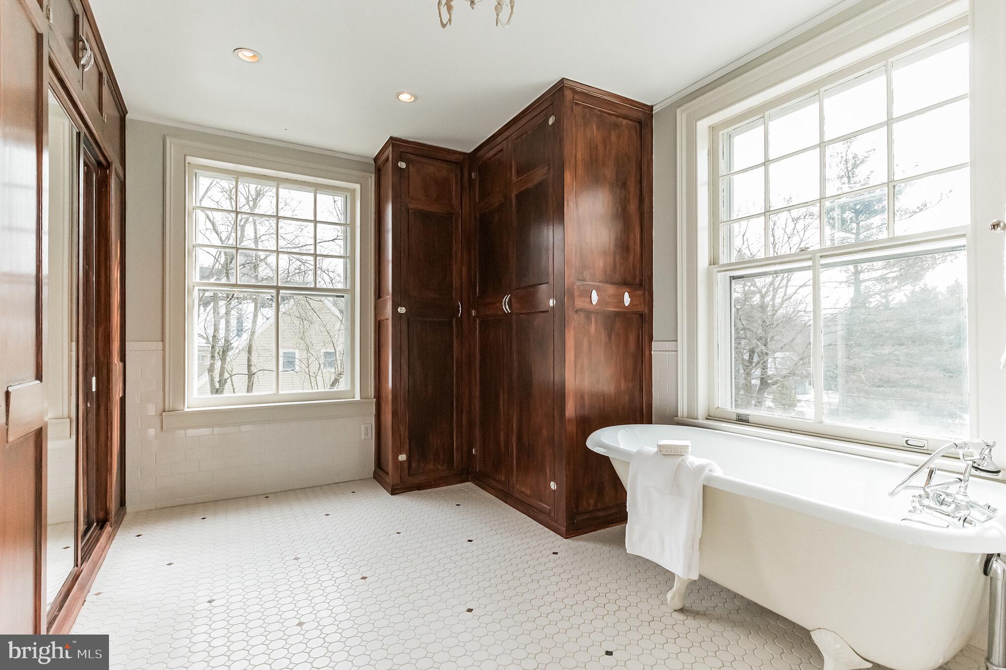 300 South Waterloo Road Devon, PA 19333 - Photo 26 of 43 Primary Bathroom