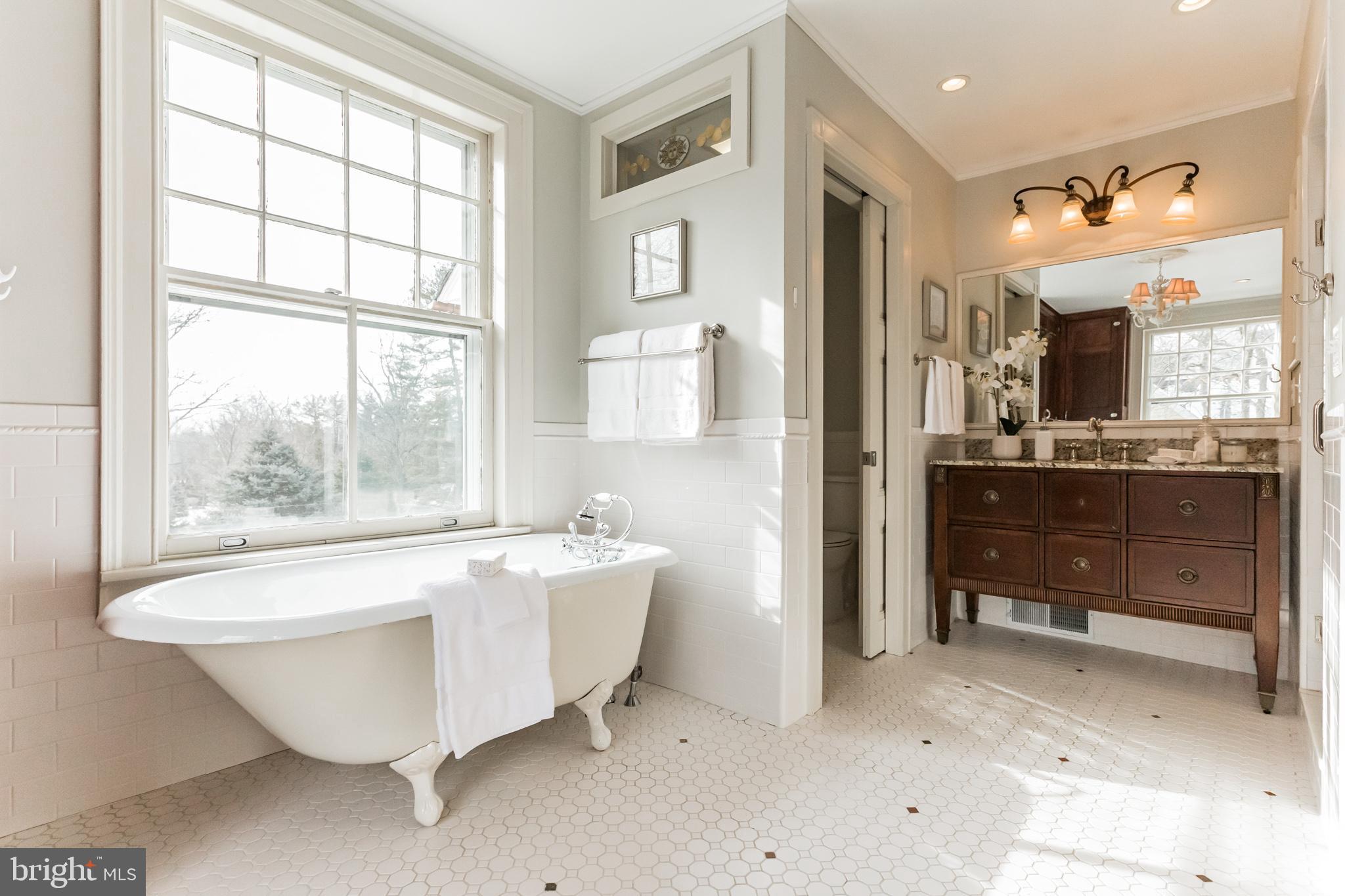 300 South Waterloo Road Devon, PA 19333 - Photo 27 of 43