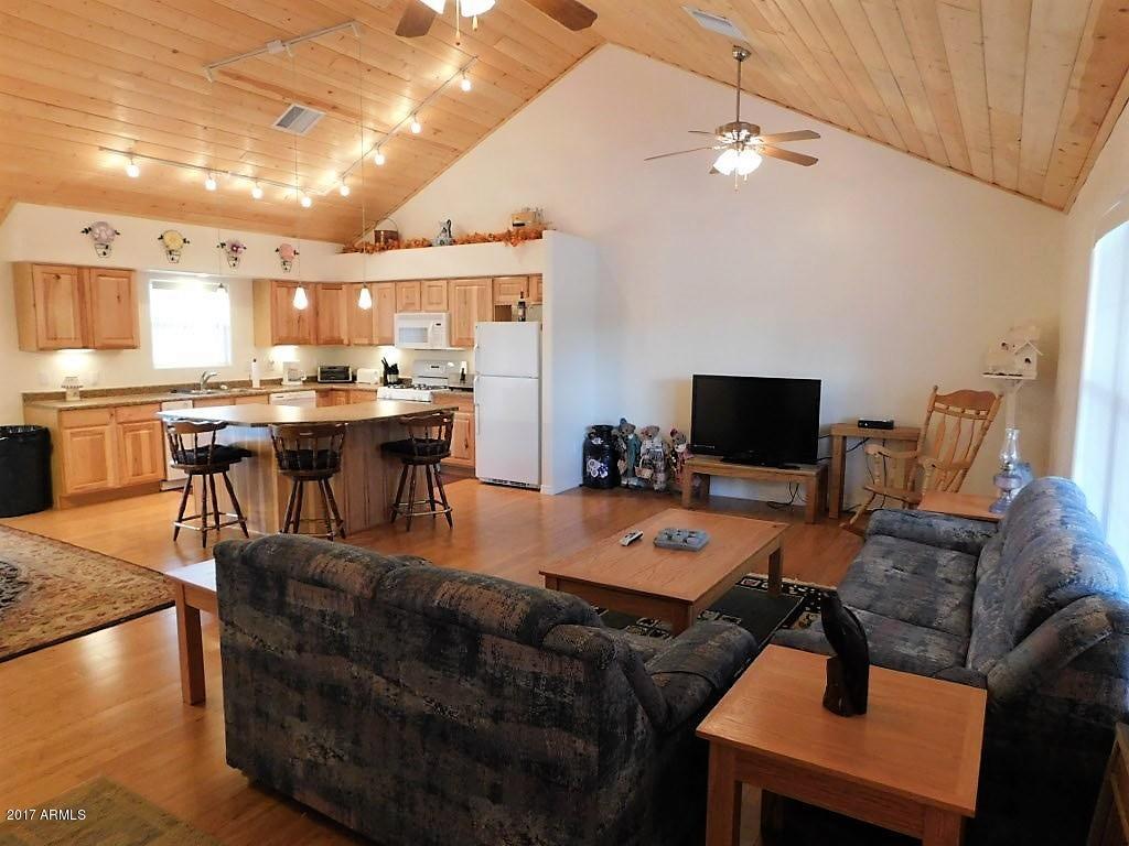 2932 Yellowjacket Street Overgaard, AZ 85933 - Photo 9 of 24 DSCN2497