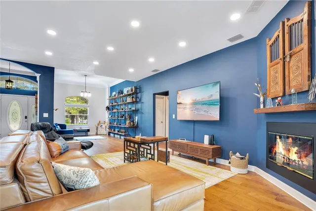 $915,000 | 8400 Vintage Drive, Orlando, FL 32835