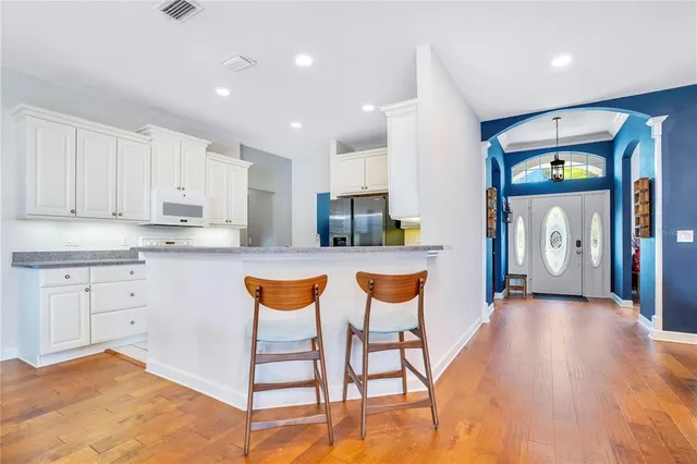 $915,000 | 8400 Vintage Drive, Orlando, FL 32835