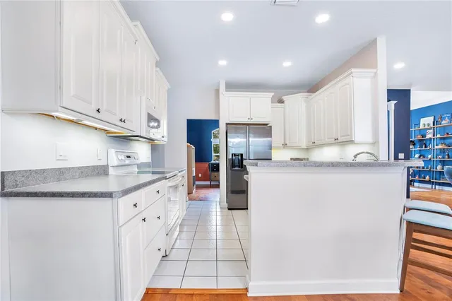 $915,000 | 8400 Vintage Drive, Orlando, FL 32835