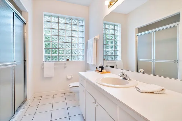 $915,000 | 8400 Vintage Drive, Orlando, FL 32835