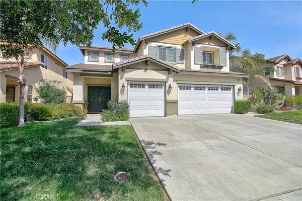 $699,999 | 25960 Corte Antigua, Moreno Valley, CA 92551