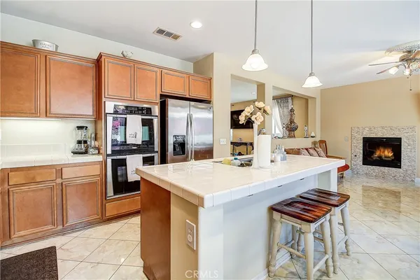 $699,999 | 25960 Corte Antigua, Moreno Valley, CA 92551