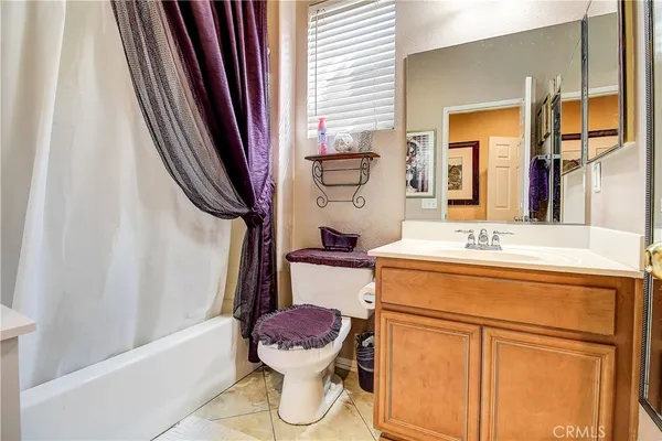 $699,999 | 25960 Corte Antigua, Moreno Valley, CA 92551