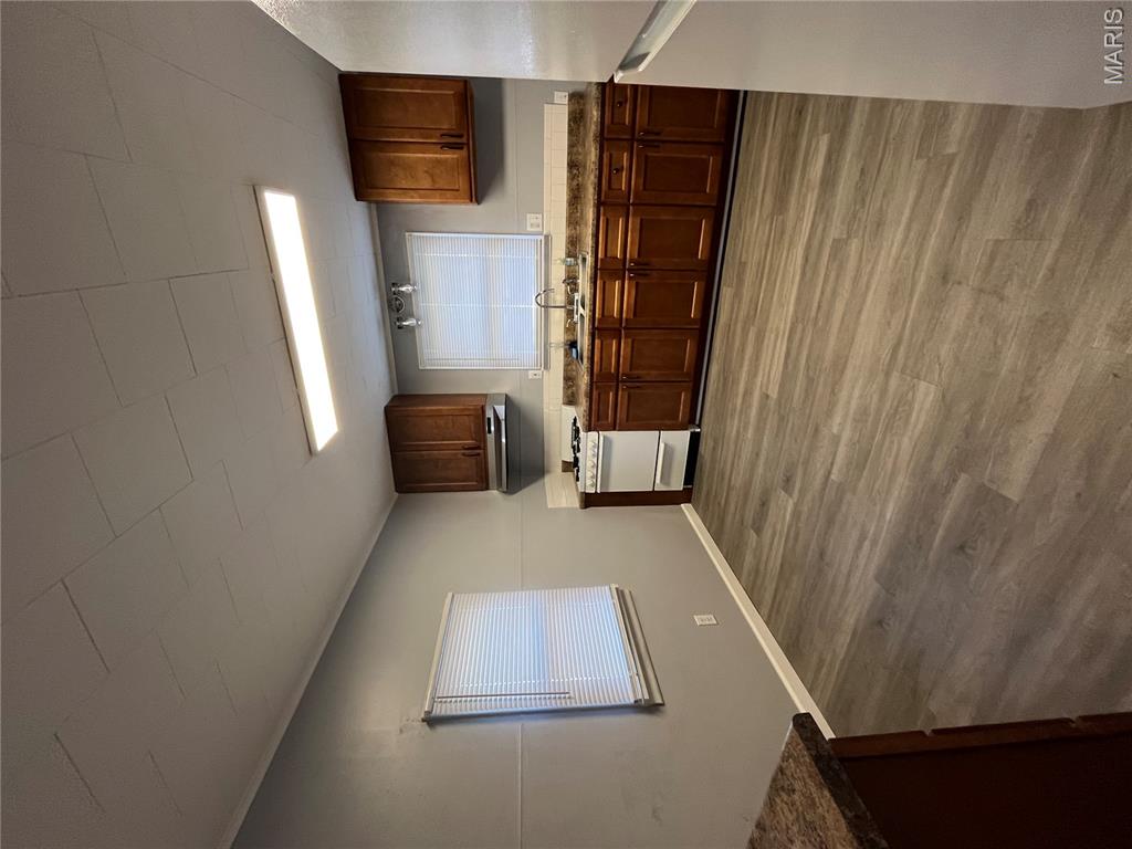 8 North Edison Street Freeburg, IL 62243 - Photo 5 of 18