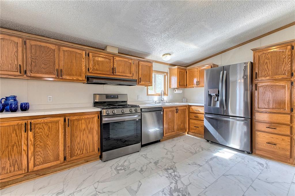 107 Indigo Road Mount Pleasant, PA 15666 - Photo 6 of 49