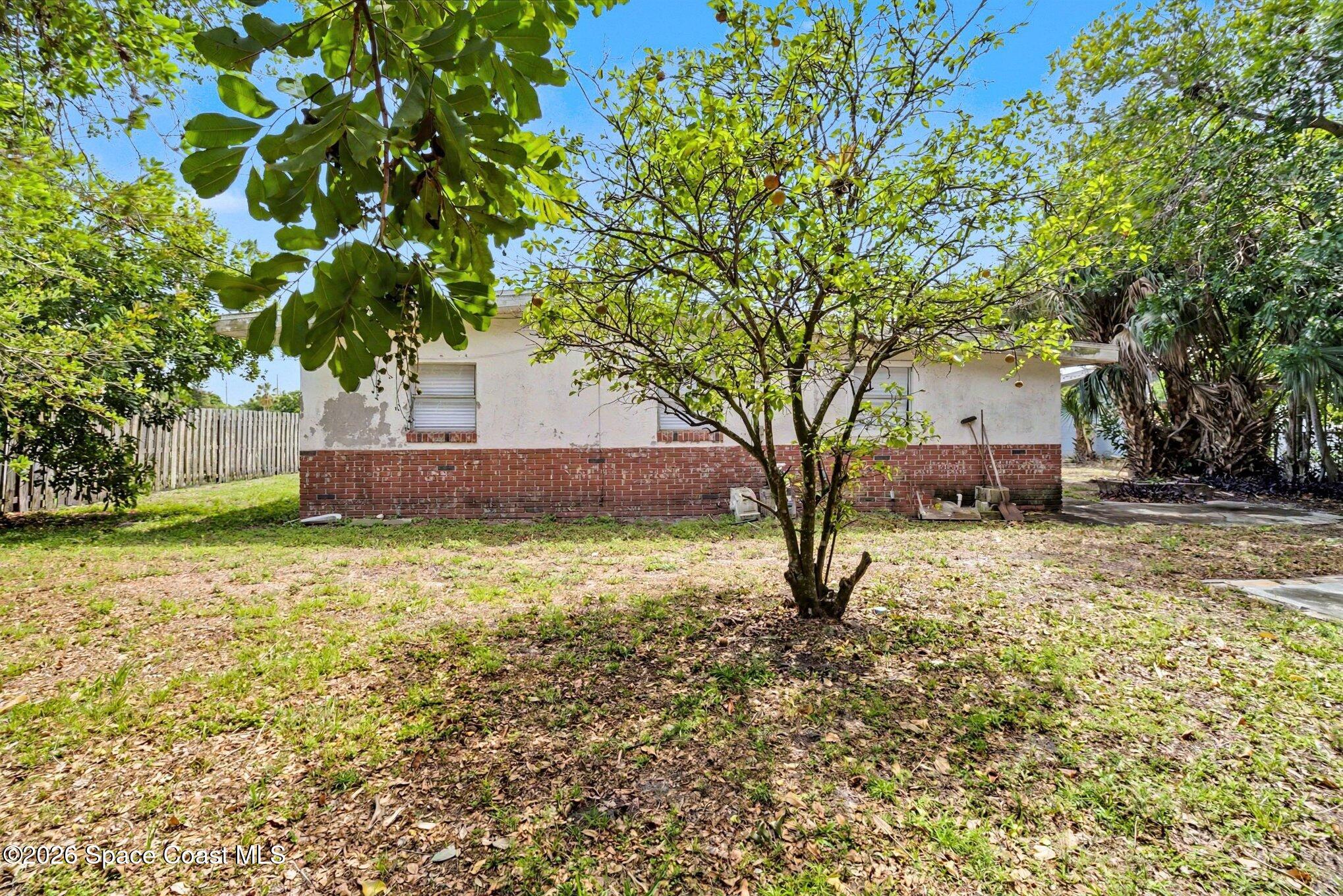 1256 Ridgewood Drive Melbourne, FL 32935 - Photo 40 of 41 040_file_4996