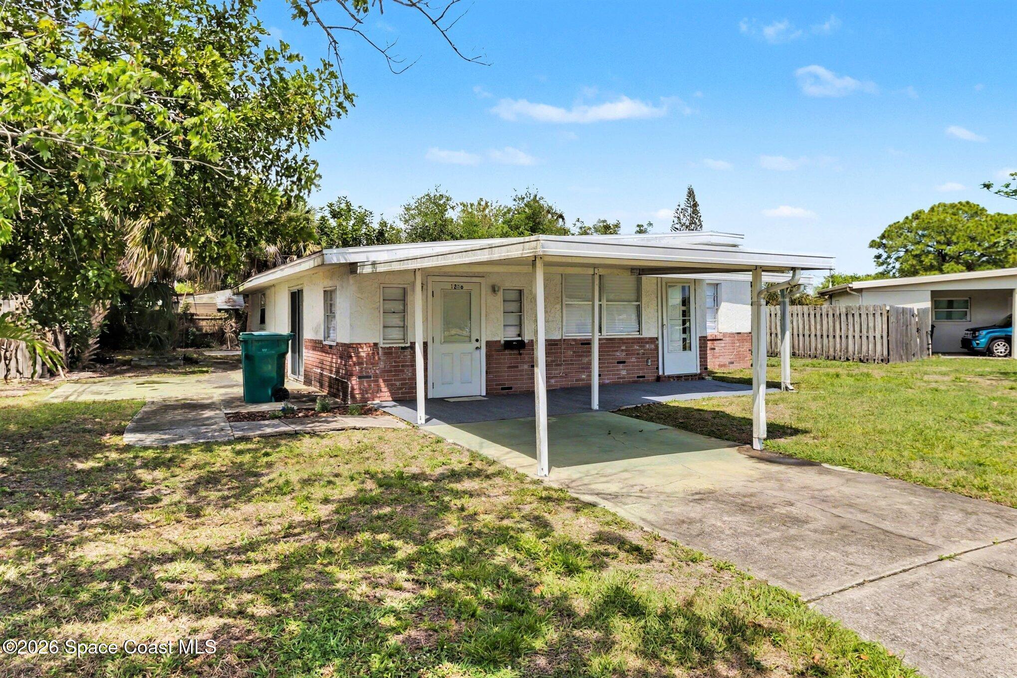 1256 Ridgewood Drive Melbourne, FL 32935 - Photo 5 of 41 005_file_4106