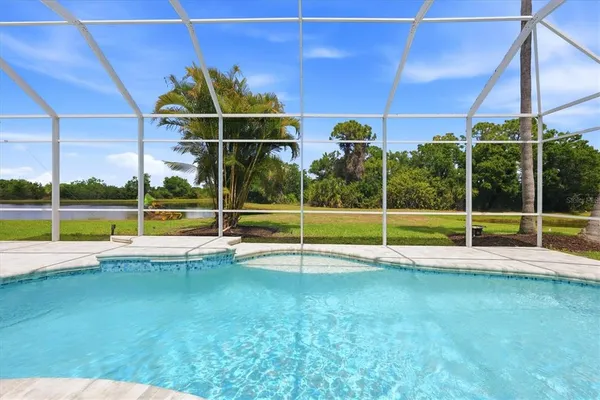 $875,000 | 8115 Planters Knoll Terrace, Bradenton, FL 34201